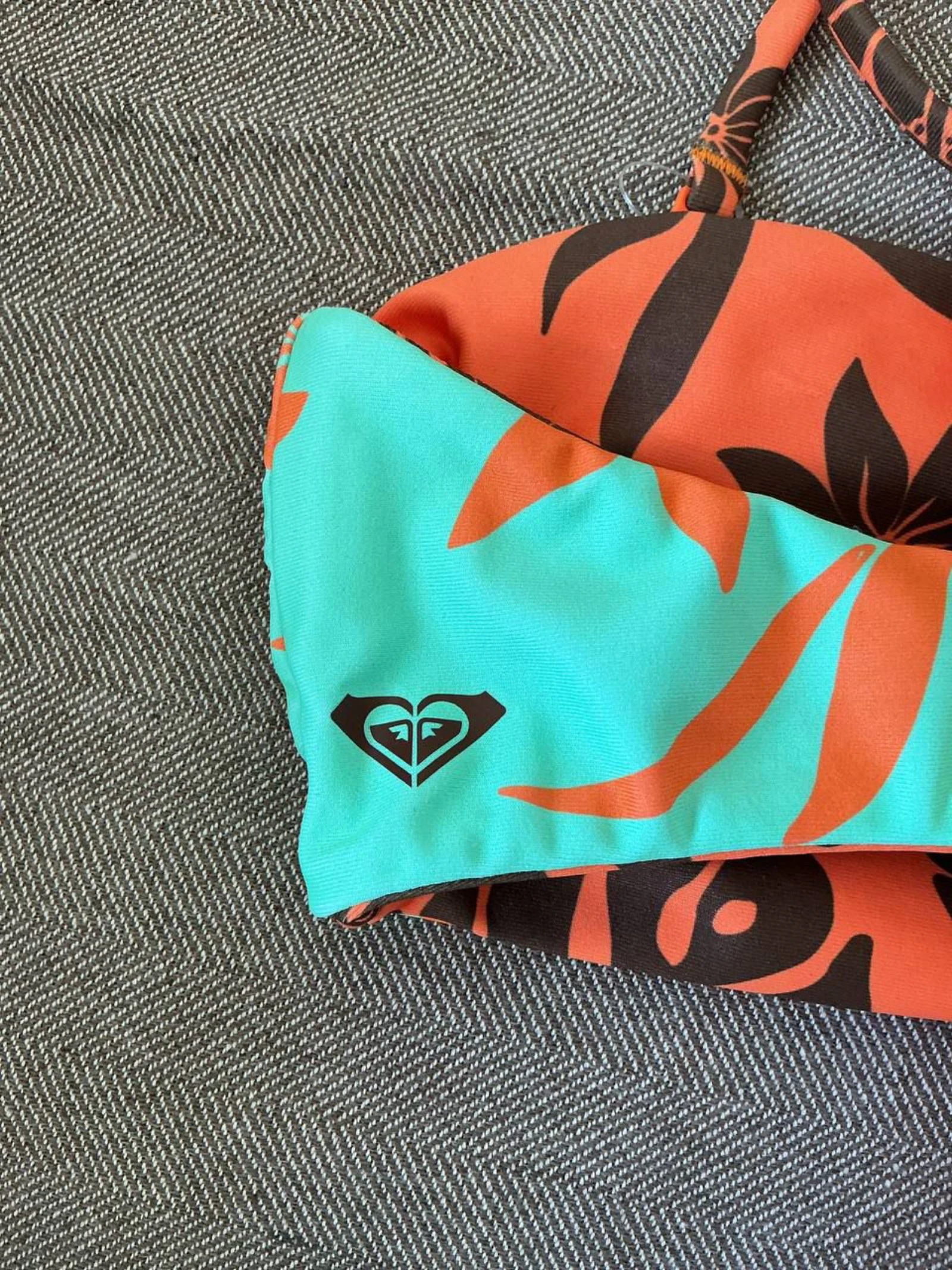 Roxy Women's Multicolor Reversible Bikini Top Size 38 – photo 12